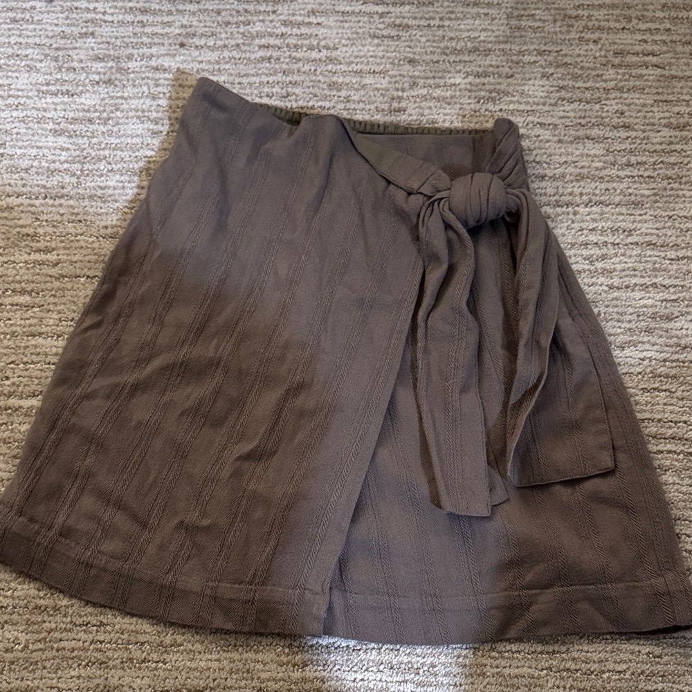 Club Monaco Khaki Wrap Skirt